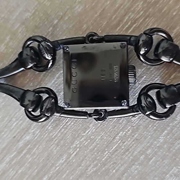 Authentic Gucci Signoria watch,new - Picture 4 of 11